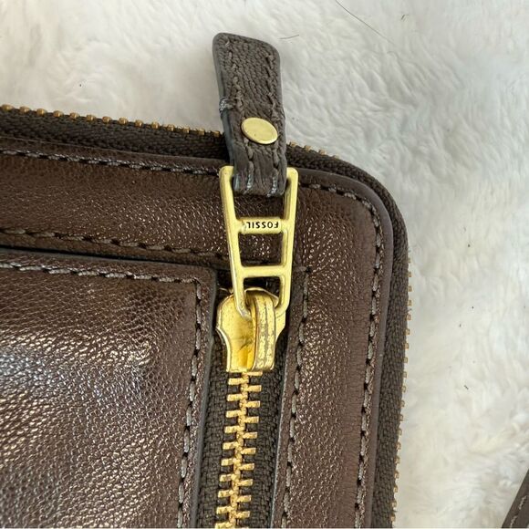 Fossil Dark Brown Leather Wristlet - Picture 3 of 5